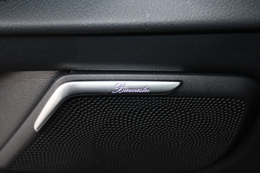 Mercedes-Benz V-Klasse 300d / AMG / Exclusive / 4-Matic / 7-Pers / Luchtvering / Pano / INCL BTW-BPM / 360 Cam / Burmester / Vol Opties / NIEUW!!