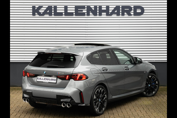 BMW 1-serie M135 xDrive - Pano - Driving Ass - Harman Kardon - Camera