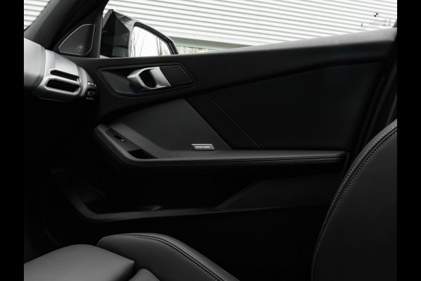 BMW 1-serie M135 xDrive - Pano - Driving Ass - Harman Kardon - Camera
