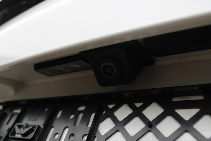 Peugeot 3008 1.6 HYbrid 225 GT | Panoramadak | Navigatie | Adaptieve cruise | BLIS