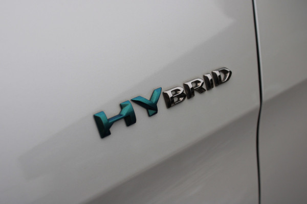 Peugeot 3008 1.6 HYbrid 225 GT | Panoramadak | Navigatie | Adaptieve cruise | BLIS