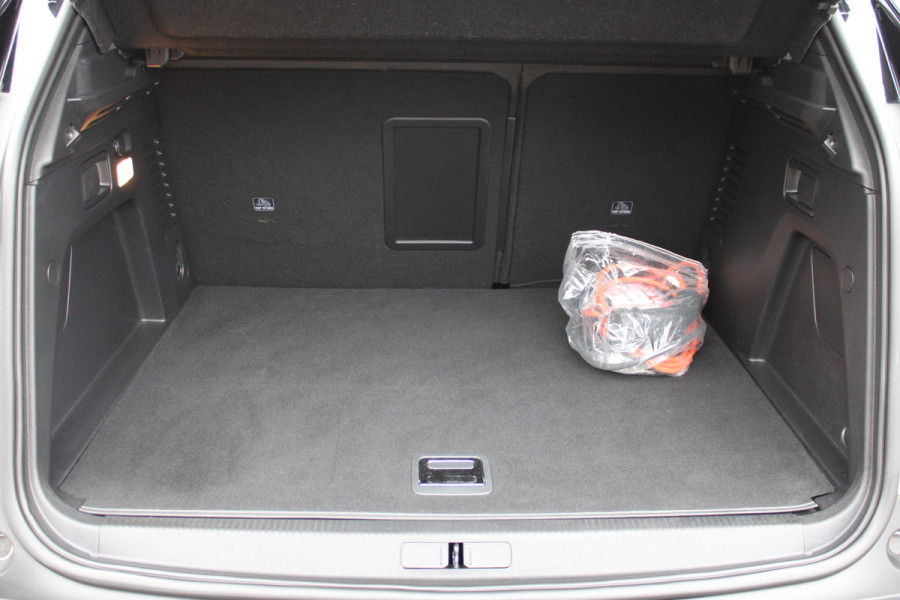 Peugeot 3008 1.6 HYbrid 225 GT | Panoramadak | Navigatie | Adaptieve cruise | BLIS