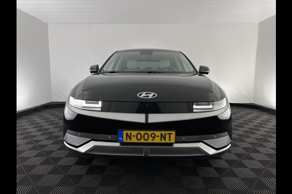 Hyundai IONIQ 5 Lounge 73kWh [ 3-Fase ] {SOH-98%} (INCL-BTW) Aut *HEAD-UP | HEATPUMP | LEATHER | PREMIUM-AUDIO | FULL-LED | ADAPTIVE-CRUISE | BLIND-SPOT | DIGI-COCKPIT | AMBIENT-LIGHT | DAB | SHIFT-PADDLES | HEAD-UP | NAVI-FULLMAP | KEYLESS