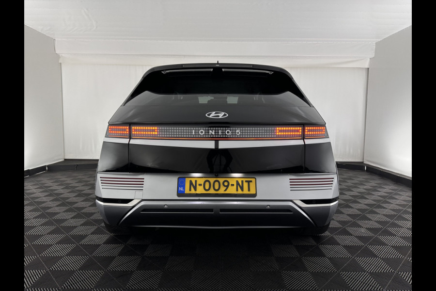 Hyundai IONIQ 5 Lounge 73kWh [ 3-Fase ] {SOH-98%} (INCL-BTW) Aut *HEAD-UP | HEATPUMP | LEATHER | PREMIUM-AUDIO | FULL-LED | ADAPTIVE-CRUISE | BLIND-SPOT | DIGI-COCKPIT | AMBIENT-LIGHT | DAB | SHIFT-PADDLES | HEAD-UP | NAVI-FULLMAP | KEYLESS