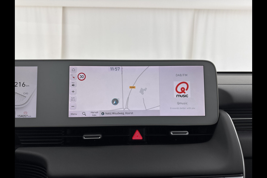 Hyundai IONIQ 5 Lounge 73kWh [ 3-Fase ] {SOH-98%} (INCL-BTW) Aut *HEAD-UP | HEATPUMP | LEATHER | PREMIUM-AUDIO | FULL-LED | ADAPTIVE-CRUISE | BLIND-SPOT | DIGI-COCKPIT | AMBIENT-LIGHT | DAB | SHIFT-PADDLES | HEAD-UP | NAVI-FULLMAP | KEYLESS