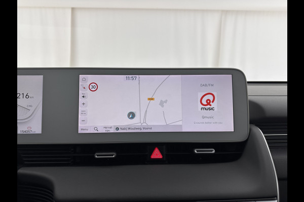 Hyundai IONIQ 5 Lounge 73kWh [ 3-Fase ] {SOH-98%} (INCL-BTW) Aut *HEAD-UP | HEATPUMP | LEATHER | PREMIUM-AUDIO | FULL-LED | ADAPTIVE-CRUISE | BLIND-SPOT | DIGI-COCKPIT | AMBIENT-LIGHT | DAB | SHIFT-PADDLES | HEAD-UP | NAVI-FULLMAP | KEYLESS
