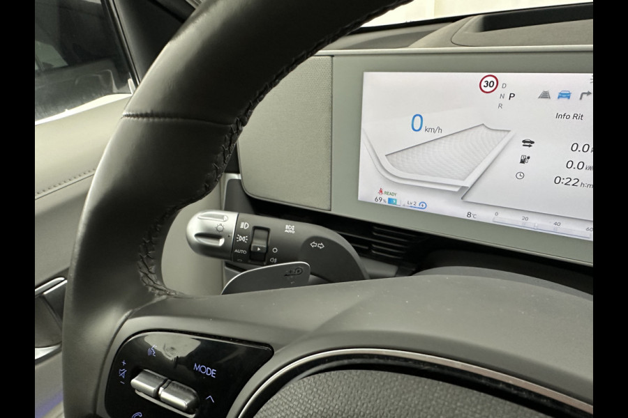 Hyundai IONIQ 5 Lounge 73kWh [ 3-Fase ] {SOH-98%} (INCL-BTW) Aut *HEAD-UP | HEATPUMP | LEATHER | PREMIUM-AUDIO | FULL-LED | ADAPTIVE-CRUISE | BLIND-SPOT | DIGI-COCKPIT | AMBIENT-LIGHT | DAB | SHIFT-PADDLES | HEAD-UP | NAVI-FULLMAP | KEYLESS