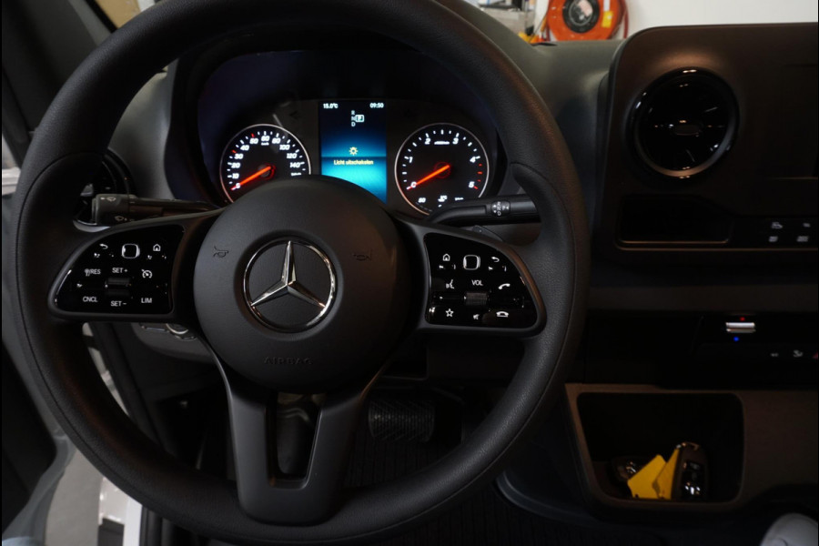 Mercedes-Benz Sprinter 211 2.2 CDI L2H2 Automaat 9-G tronic | Airco | Navigatie | Camera | Cruisecontrol | 3Zits | Electra pakket | DAB | Trekhaak