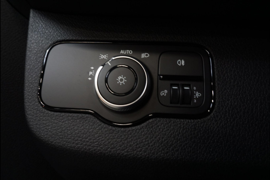 Mercedes-Benz Sprinter 211 2.2 CDI L2H2 Automaat 9-G tronic | Airco | Navigatie | Camera | Cruisecontrol | 3Zits | Electra pakket | DAB | Trekhaak