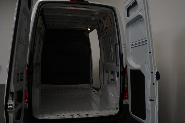 Mercedes-Benz Sprinter 211 2.2 CDI L2H2 Automaat 9-G tronic | Airco | Navigatie | Camera | Cruisecontrol | 3Zits | Electra pakket | DAB | Trekhaak