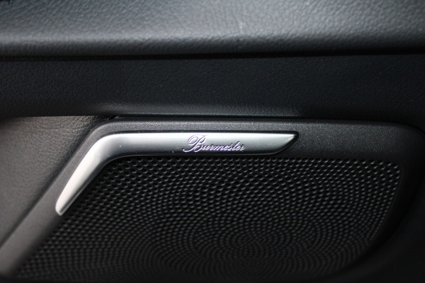 Mercedes-Benz V-Klasse 300d / AMG / Exclusive / DC / 4-matic / Luchtvering / Pano / 360 Cam / Burmester / Vol Opties / NIEUW!!