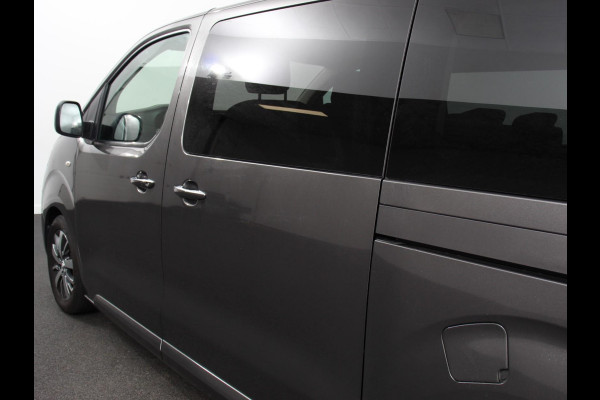 Toyota Proace Shuttle 2.0 D-4D 145pk Automaat 9 persoons Cool Long | Climate Control | Camera | Dab | Adaptive Cruise Control | Stoelverwarming | Lichtmetalen velgen