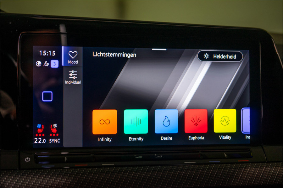 Volkswagen Golf 2.0 TSI R 4Motion 20 Jahre Ed. 333PK | Akra | Pano | H/K | Leder&Memory | VOL! 12 MND Garantie