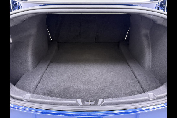 Tesla Model 3 RWD Plus 325PK SOH 91% Lmv 19" Ivoor kleurig Leder 3 AutoPilot Panoramadak Adaptive.Cruise Camera's Elektr.Stuur+Stoelen+Spiegel Navi Ecc Led ACC DAB Voorverwarmen en Keyless via App One-Pedal-Drive 1e Eigenaar Origineel Nederlandse Auto