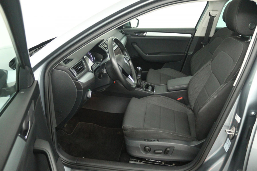 Škoda Superb Combi 1.4 TSI ACT Ambition Business (PANORAMADAK, STOELVERWARMING, ELEKTR STOELEN, NAVIGATIE CARPLAY, CRUISE CONTROL)