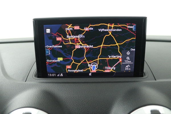 Audi A3 Limousine 40 TFSI Sport Lease Edition (PANORAMADAK, DIGITALE COCKPIT, STOELVERWARMING, AUTOMAAT, PARKEERSENSOREN)