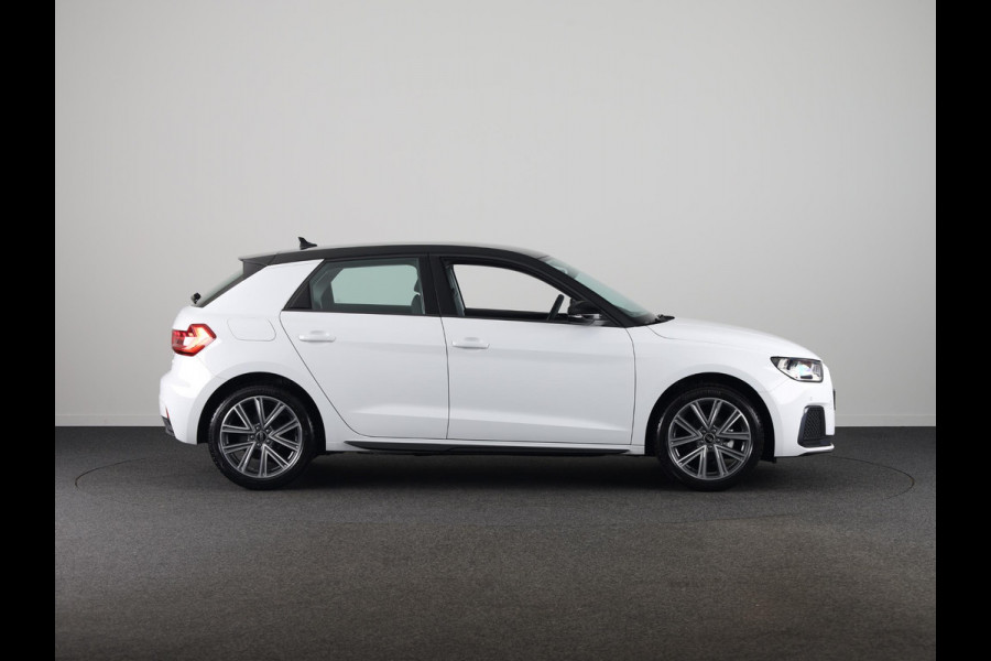 Audi A1 Sportback Advanced edition 25 TFSI 95 pk | Parkeerhulp plus | Automatische airco | Inklapbare buitenspiegels | Dak in contrast kleur |