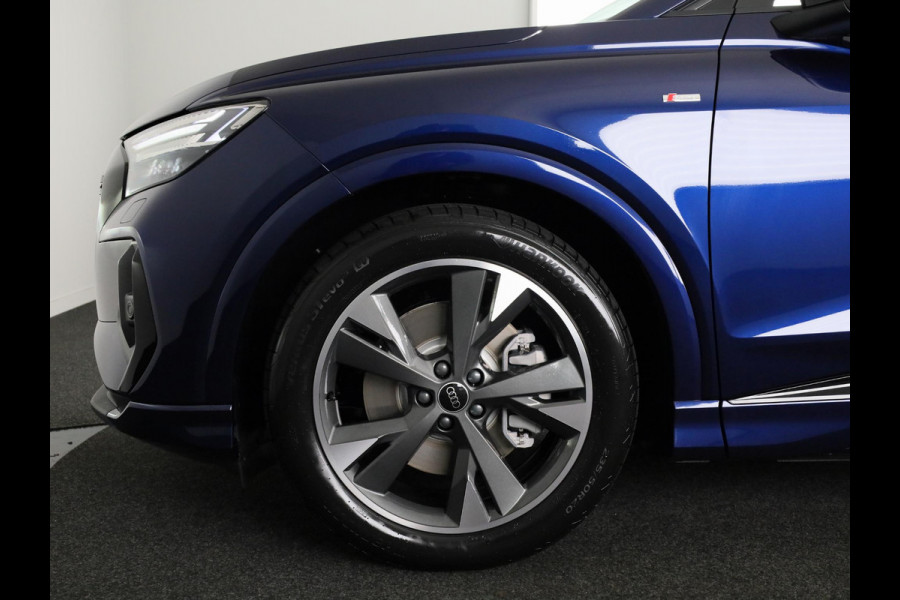 Audi Q4 e-tron 45 S edition Competition 82 kWh 286 pk | Assistentiepakket plus | Comfortpakket plus | Glazen panoramadak | Ambient lichtpakket |