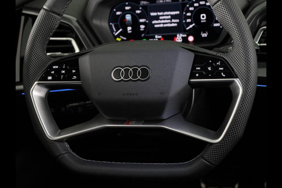 Audi Q4 e-tron 45 S edition Competition 82 kWh 286 pk | Assistentiepakket plus | Comfortpakket plus | Glazen panoramadak | Ambient lichtpakket |