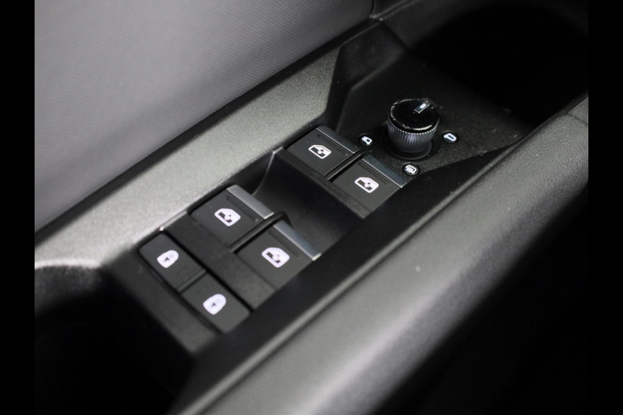 Audi Q4 e-tron 45 S edition Competition 82 kWh 286 pk | Assistentiepakket plus | Comfortpakket plus | Glazen panoramadak | Ambient lichtpakket |