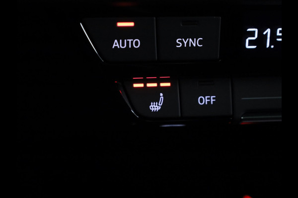 Audi Q4 e-tron 45 S edition Competition 82 kWh 286 pk | Assistentiepakket plus | Comfortpakket plus | Glazen panoramadak | Ambient lichtpakket |