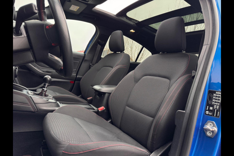 Ford Focus 1.0 EcoBoost ST Line Pano/B&O/Camera/Acc