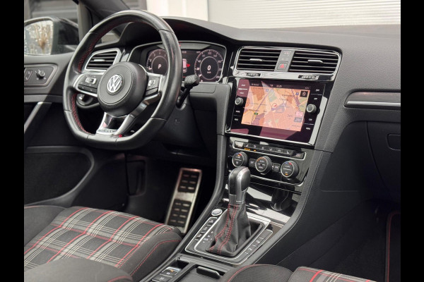 Volkswagen Golf 2.0 TSI GTI Performance Pano/Keyless/Camera/Virtual
