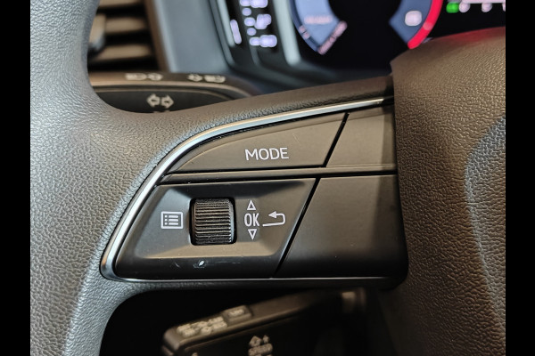 Audi A1 Sportback 25 TFSI epic lmw | stuurbedeining