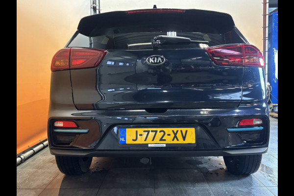 Kia e-Niro ExecutiveLine 64 kWh leer | navi | adaptive cruise | stuur- en stoelverw
