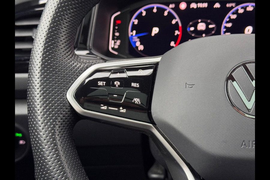 Volkswagen T-Roc 1.5 TSI 3x R-Line Pano/Keyless/Beats/IQ.Light/Camera