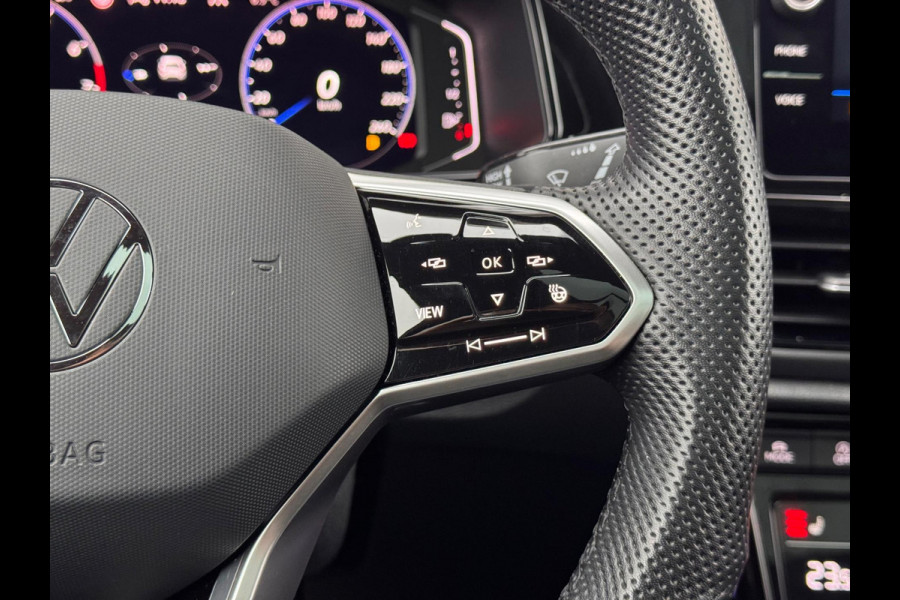 Volkswagen T-Roc 1.5 TSI 3x R-Line Pano/Keyless/Beats/IQ.Light/Camera