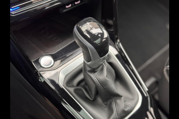 Volkswagen T-Roc 1.5 TSI 3x R-Line Pano/Keyless/Beats/IQ.Light/Camera