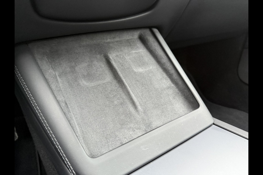 Tesla Model 3 Premium Long Range AWD 78 kWh ORGINELE AFN. TREKHAAK TESLA| AUTOPILOT| STOELVENTILATIE + VERWARMING| VOLLEDIGE TESLA GARANTIE T/M 01/2028 OF 80.000KM| DE HOOGVOLTACCU EN AANDRIJFLIJN TOT 2032 of 192.000KM |