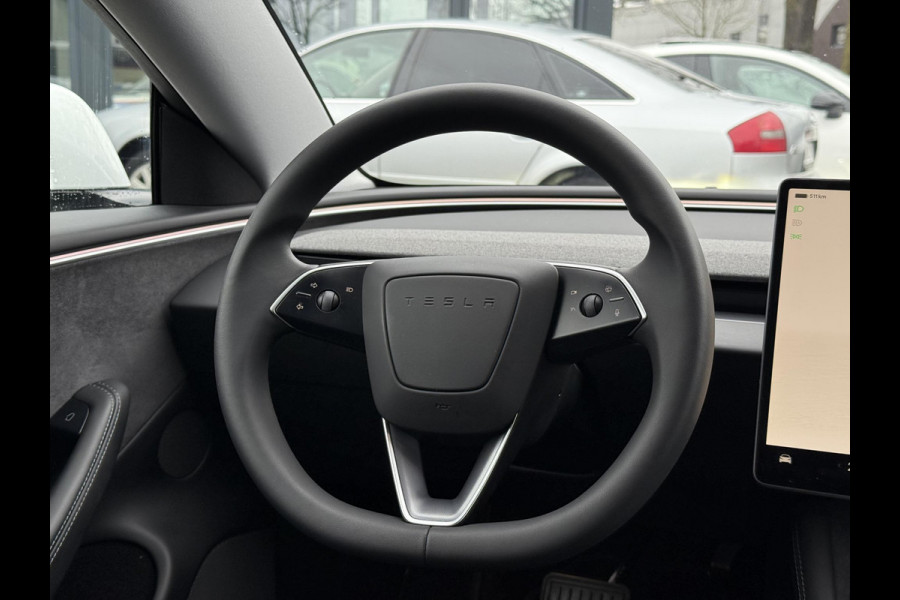 Tesla Model 3 Premium Long Range AWD 78 kWh ORGINELE AFN. TREKHAAK TESLA| AUTOPILOT| STOELVENTILATIE + VERWARMING| VOLLEDIGE TESLA GARANTIE T/M 01/2028 OF 80.000KM| DE HOOGVOLTACCU EN AANDRIJFLIJN TOT 2032 of 192.000KM |