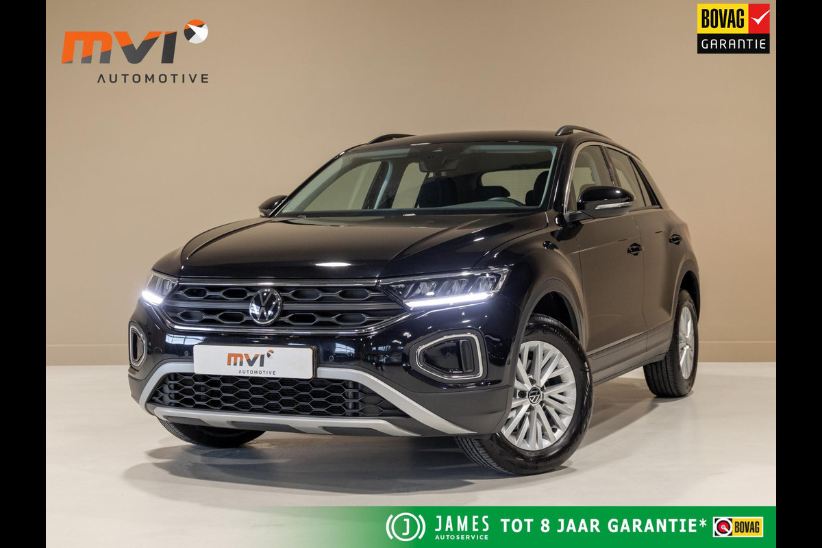 Volkswagen T-Roc 1.0 TSI Life / 110pk / Trekhaak / Achteruitrij camera / Stoelverwarming /