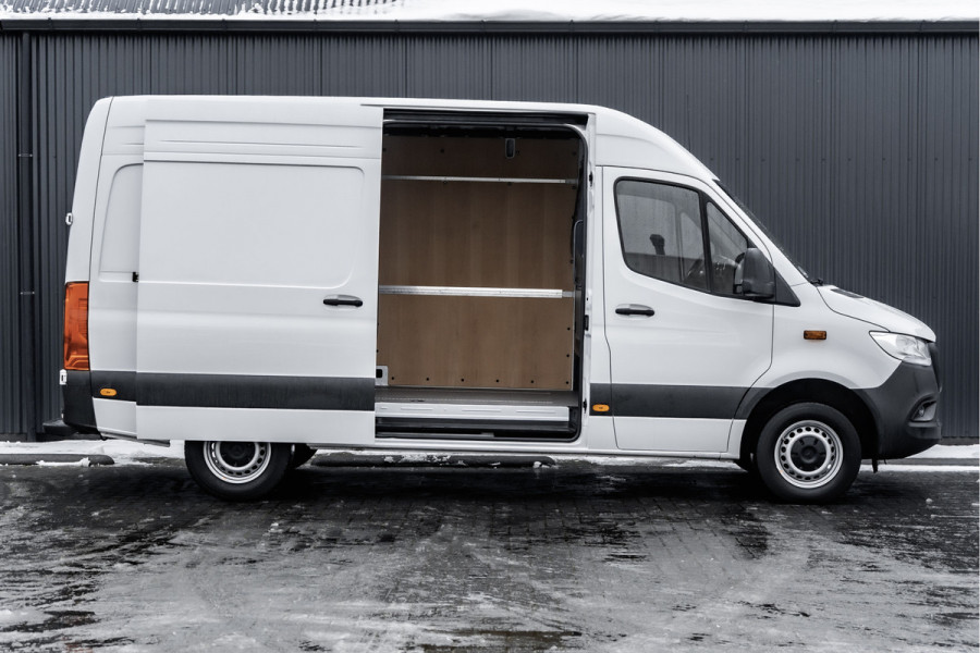 Mercedes-Benz Sprinter 317 CDI L2H2 | Mbux | Facelift | Navi | Camera | Adapt.Cruise | Automaat