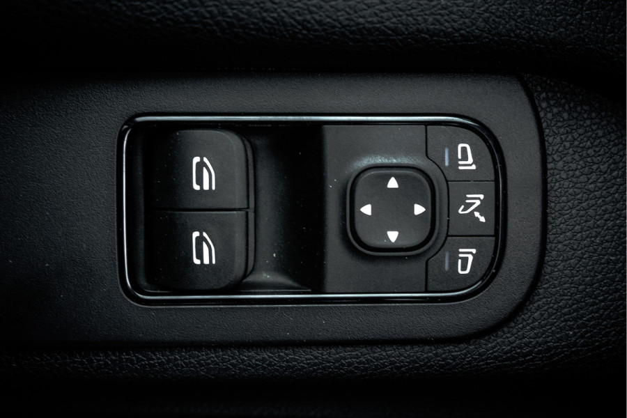 Mercedes-Benz Sprinter 317 CDI L2H2 | Mbux | Facelift | Navi | Camera | Adapt.Cruise | Automaat