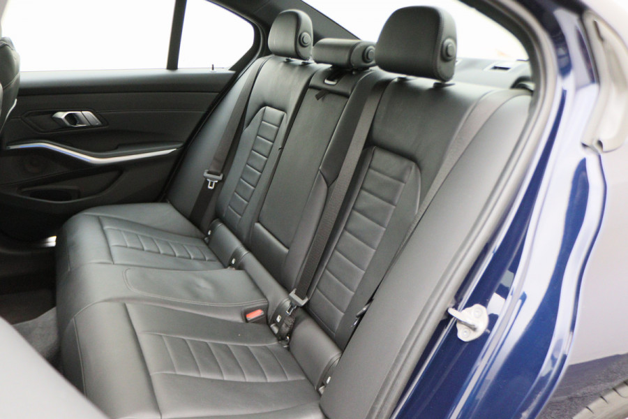BMW 3-serie 320e Business Edition Plus M Sport Laser LED, Leer, Schuif-/kanteldak, Apple Carplay, Trekhaak elektr., 19"