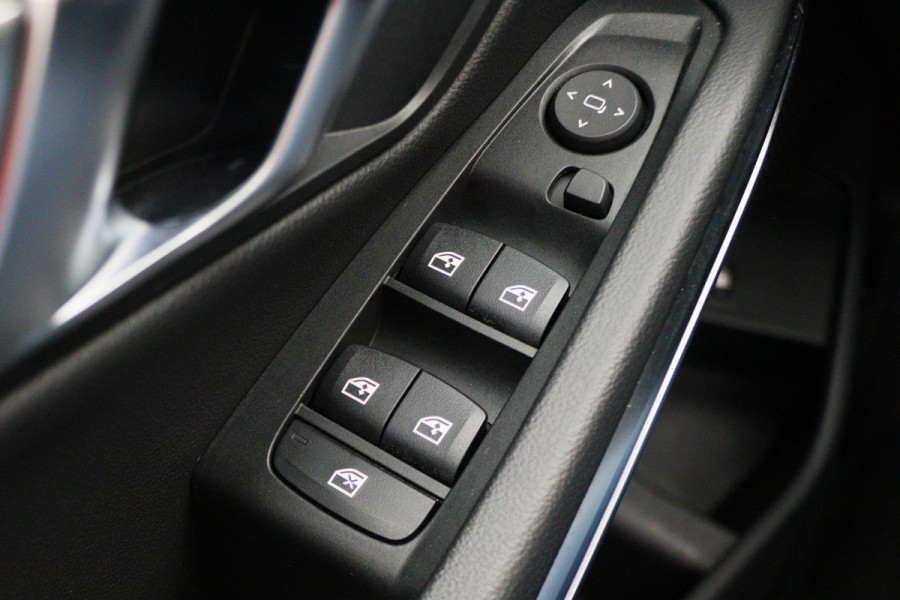BMW 3-serie 320e Business Edition Plus M Sport Laser LED, Leer, Schuif-/kanteldak, Apple Carplay, Trekhaak elektr., 19"