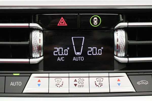 BMW 3-serie 320e Business Edition Plus M Sport Laser LED, Leer, Schuif-/kanteldak, Apple Carplay, Trekhaak elektr., 19"