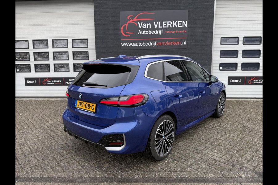 BMW 2 Serie Active Tourer 218i M-SPORT PANORAMADAK HEAD-UP