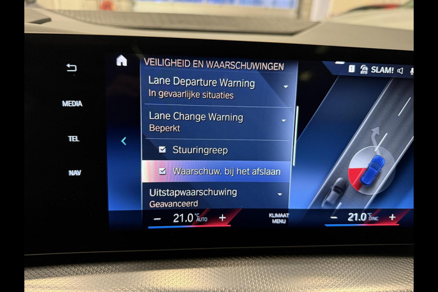 BMW 2 Serie Active Tourer 218i M-SPORT PANORAMADAK HEAD-UP