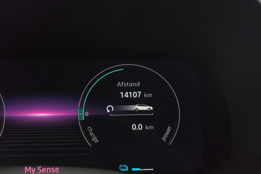 Renault Clio 1.6 E-Tech Full Hybrid 145 techno | 360 Camera | Adaptieve Cruise Control | Dodehoekdetectie | 9.3 Inch Groot Scherm