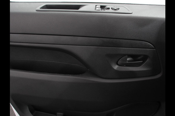 Opel Vivaro Electric L2 75 kWh Connect pack | 3p | Navigatie | Apple Carplay/Android Auto | Dab | Cruise control | Camera | Parkeer sensoren | Digitaal dashboard | Automatische Airco