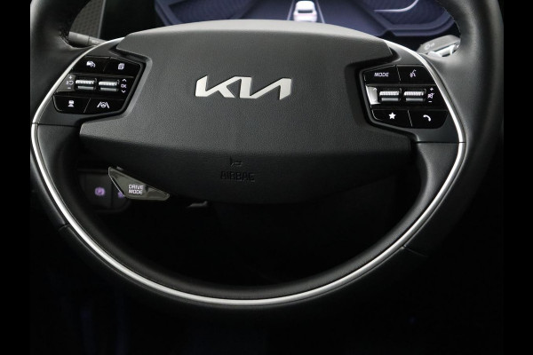 Kia Ev6 Plus 58 kWh | Stoelventilatie | Leder | Warmtepomp | Adaptive cruise | Carplay | Camera | Stoel & stuurverwarming | 19'' | Sfeerverlichting | Navigatie | Keyless