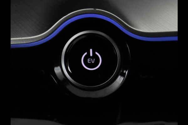Kia Ev6 Plus 58 kWh | Stoelventilatie | Leder | Warmtepomp | Adaptive cruise | Carplay | Camera | Stoel & stuurverwarming | 19'' | Sfeerverlichting | Navigatie | Keyless