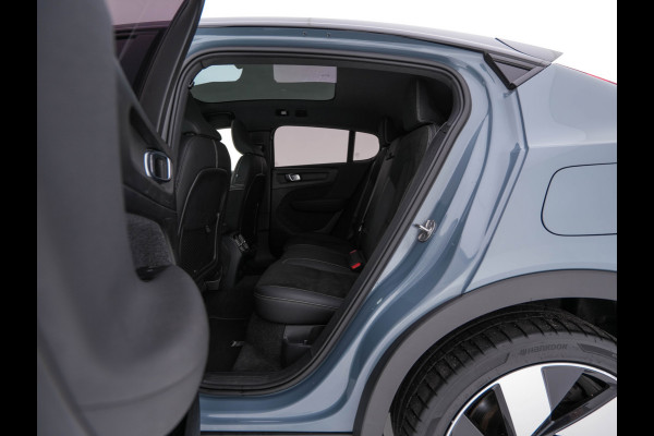 Volvo C40 Recharge Twin Intro Edition 78 kWh AWD [ 3-Fase ] {SOH-87%} (INCL-BTW) Aut. *HEATPUMP | PANO | LEATHER-ALCANTARA | DIGI-COCKPIT | FULL-LED | HARMAN/KARDON | TOPVIEW | NAVI-FULLMAP | ECC | PDC | KEYLESS | HEATED-SPORTSEATS | TOWBAR | PRIVACY-GLASS | 20