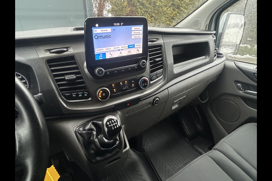 Ford Transit Custom 2.0 TDCI 130 PK / L2H1 / 2.800 KG AHG / 1e EIG. / 2x SCHUIFDEUR / TREKHAAK / CAMERA / AIRCO / CRUISE