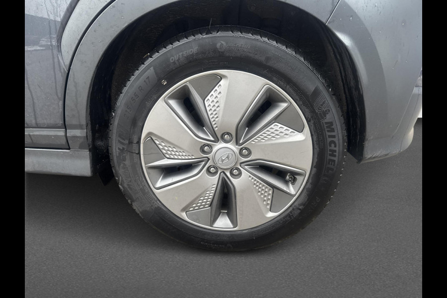 Hyundai Kona EV Premium 64 kWh