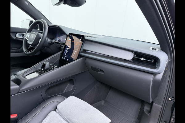 Polestar 2 PERFORMANCE LR AWD 78kWh Adap.Cruise Panoramadak Harman&Kardon® Leder-Alcantara Navi Ecc Apple Carplay Android Auto 360°Camera D SOH 91% 4WD Stuur-Stoel-Achterbankverwarming Elek.Achterklep Privacy Glas Lmv 20" Led Dodehoekdetectie Rijstrooksensor Wifi 1e Eigenaar Origineel Nederlandse Auto